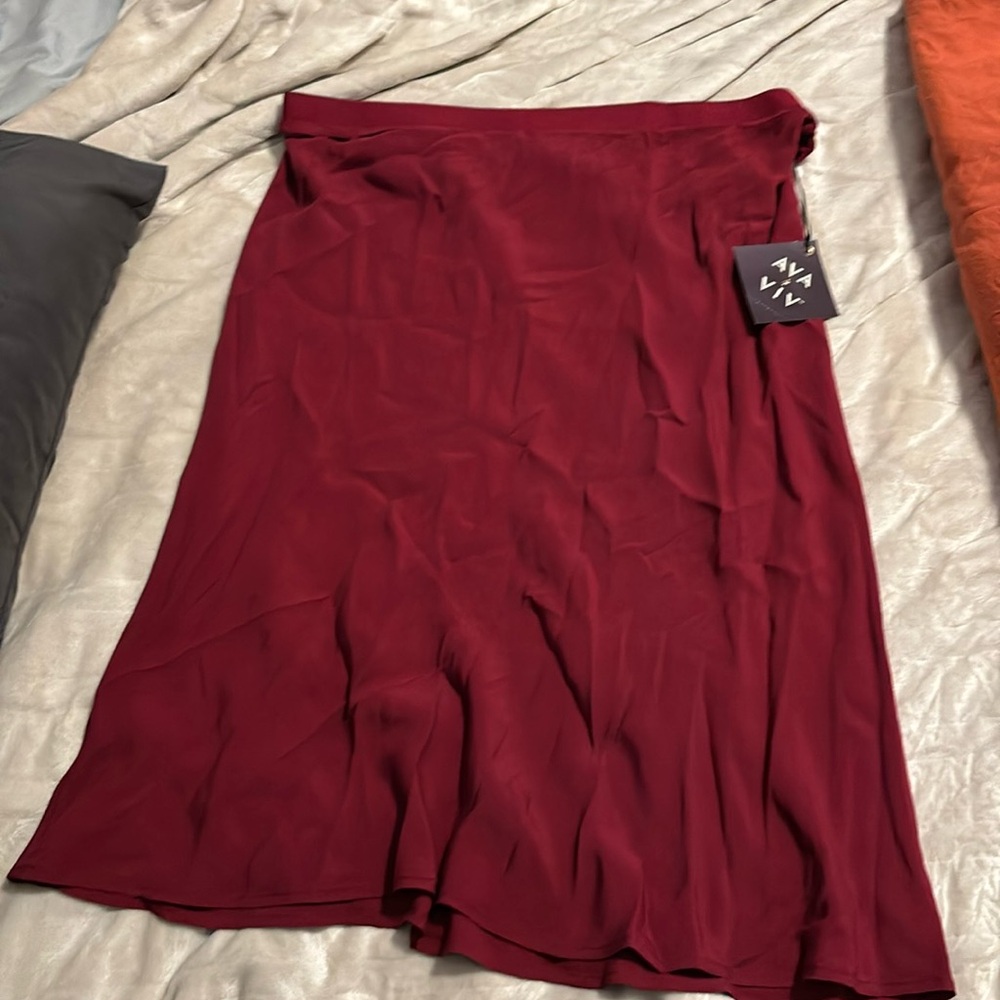 Ava and Viv skirt. 2 for 20$